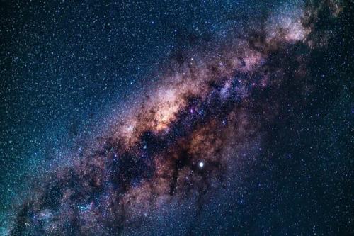 آیا تلسکوپ آژانس فضایی اروپا راز ماده تاریک را فاش می کند؟
