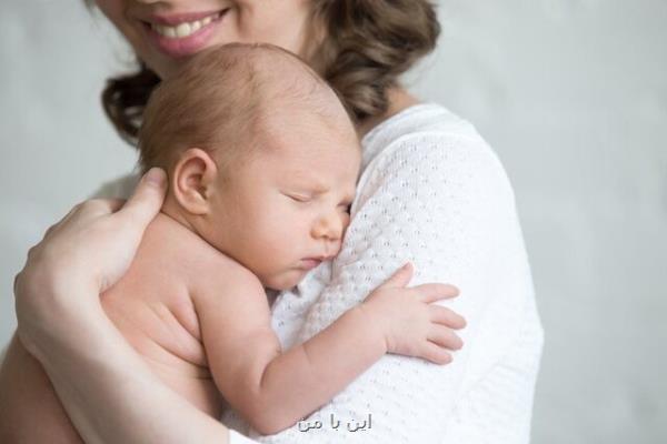 آغوش والدین معجونی برای آرامش نوزادان است