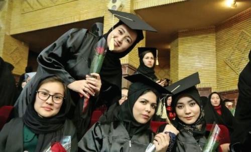 امیدواریم دانشجویان بین المللی بیشتری از کشورهای همسایه بخصوص افغانستان جذب کنیم