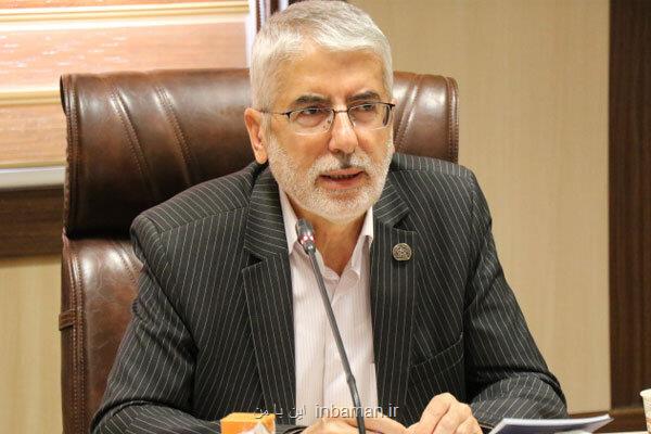 کشور به نسبتی که دانشجویان پای کار باشند پیشرفت می کند