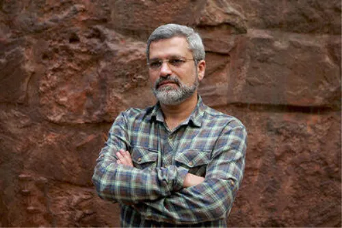 نمایشی شدن و گسترده نبودن هفته کتاب