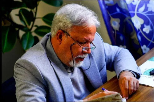 عامل موفقیت سرودهای اخیر در درک خوب از کف خیابان است