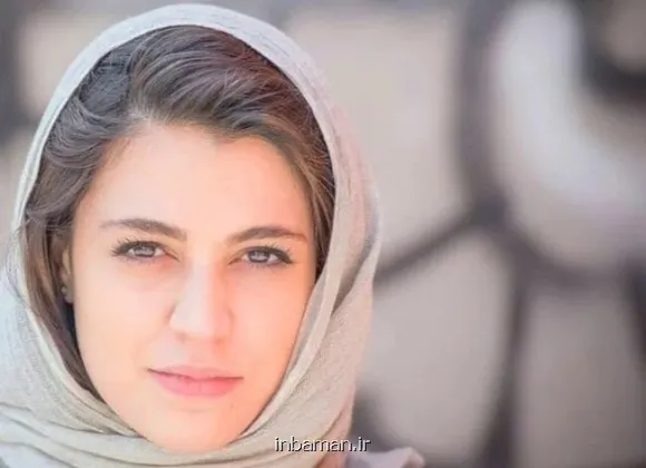 جنجال در آغوش گرفتن خانم و آقای بازیگر روی صحنه جنجال در آغوش گرفتن خانم و آقای بازیگر روی صحنه
