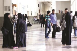 انتظارت دانشجویی مطابق با امكانات موجود باشد