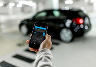 اپلیكیشن مرسدس بنز اطلاعات كاربران خویش را فاش می كند!