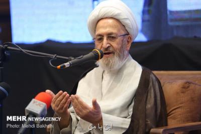 انس با قرآن جوانان را در مقابل حملات فضای مجازی حفظ می نماید