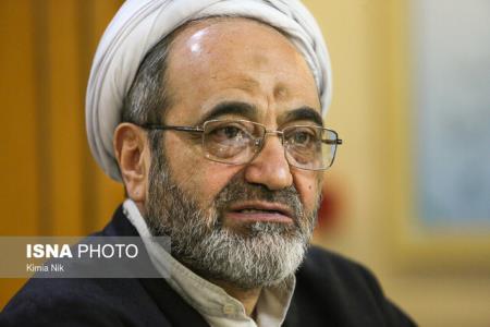 پرهیز از نگاه كلیشه ای و تقلیدی به پژوهش