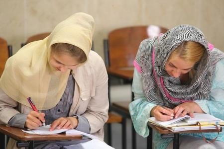 وزارت علوم برای تسهیل تردد دانشجویان خارجی طرحی تدوین می كند