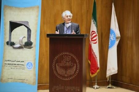 دانشجومحوری، هسته اصلی یادگیری الكترونیكی است