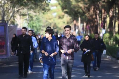 دانشجویان ۴ و نیم برابر بیشتر از مردم عادی به كرونا مبتلا شدند
